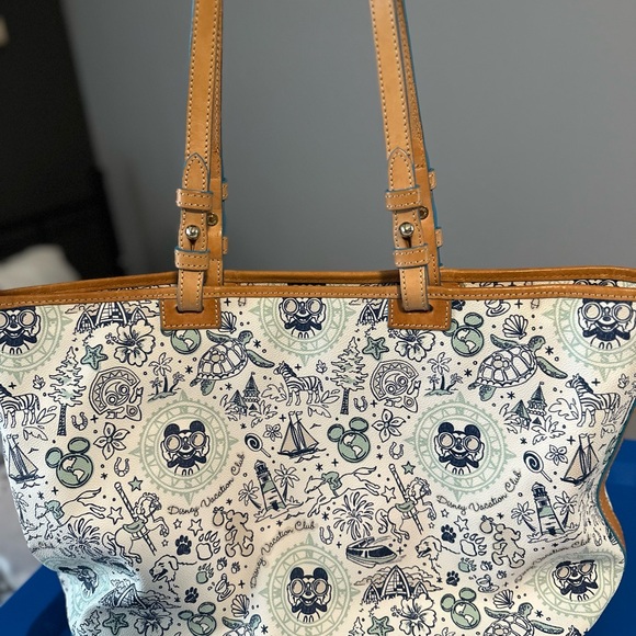 Dooney & Bourke X Disney Vacation Club 25th Anniversary Women's Tote Bag - Picture 3 of 12